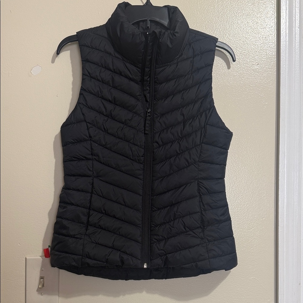 Old Navy Active Black Water-Resistant Vest